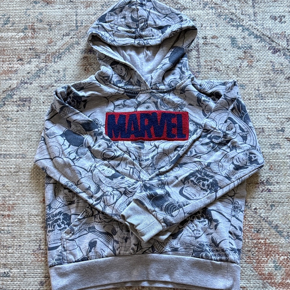 MARVEL Graphic Hoodie Youth Small